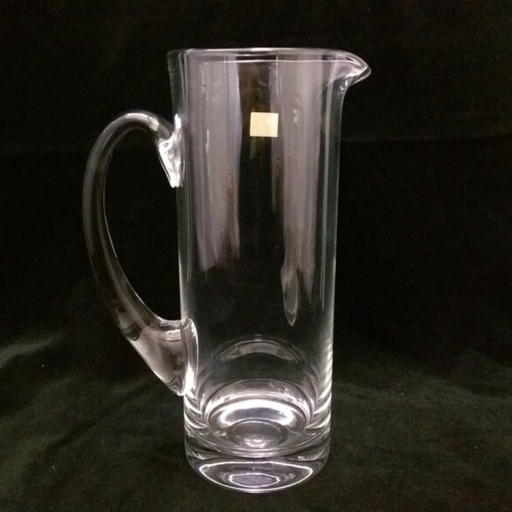 New in Box Oneida Classic Simplicity vintage pitcher